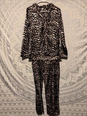 Pink K Leopard Print Satin Pajama Set Small Silky Long Sleeve Bottoms 2 Pc
